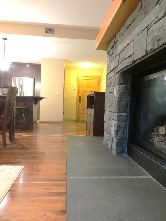 Luxury Canmore Vacations Bilik gambar
